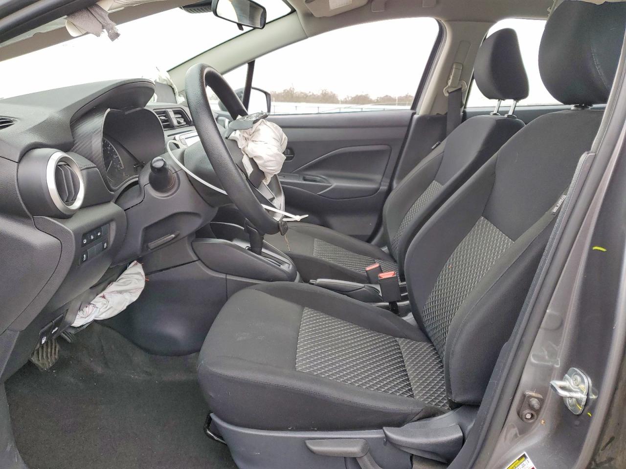 2024 NISSAN VERSA S photo 7