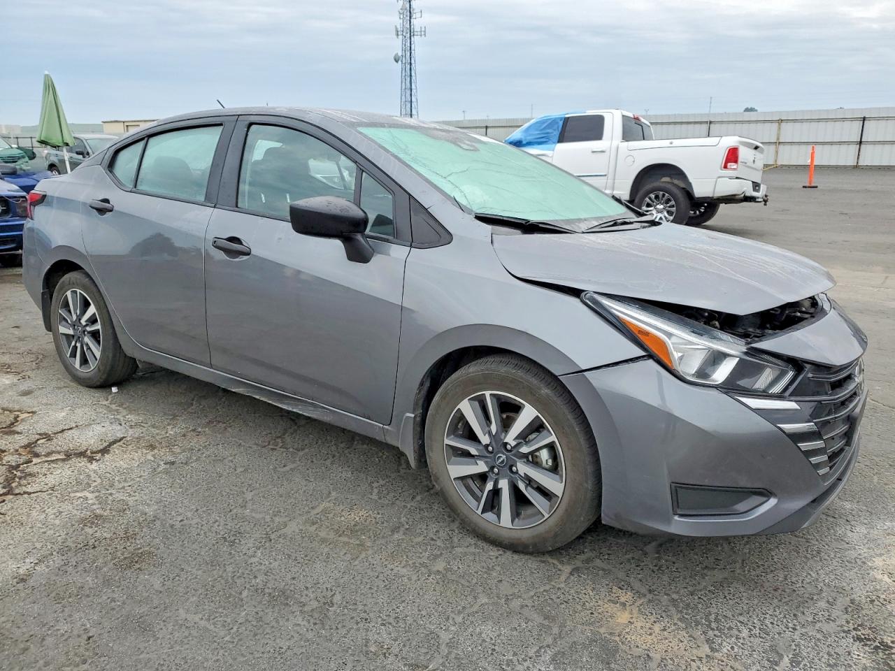 2024 NISSAN VERSA S photo 4