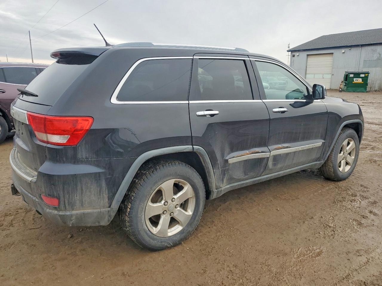 2012 JEEP GRAND CHEROKEE LIMITED photo 3