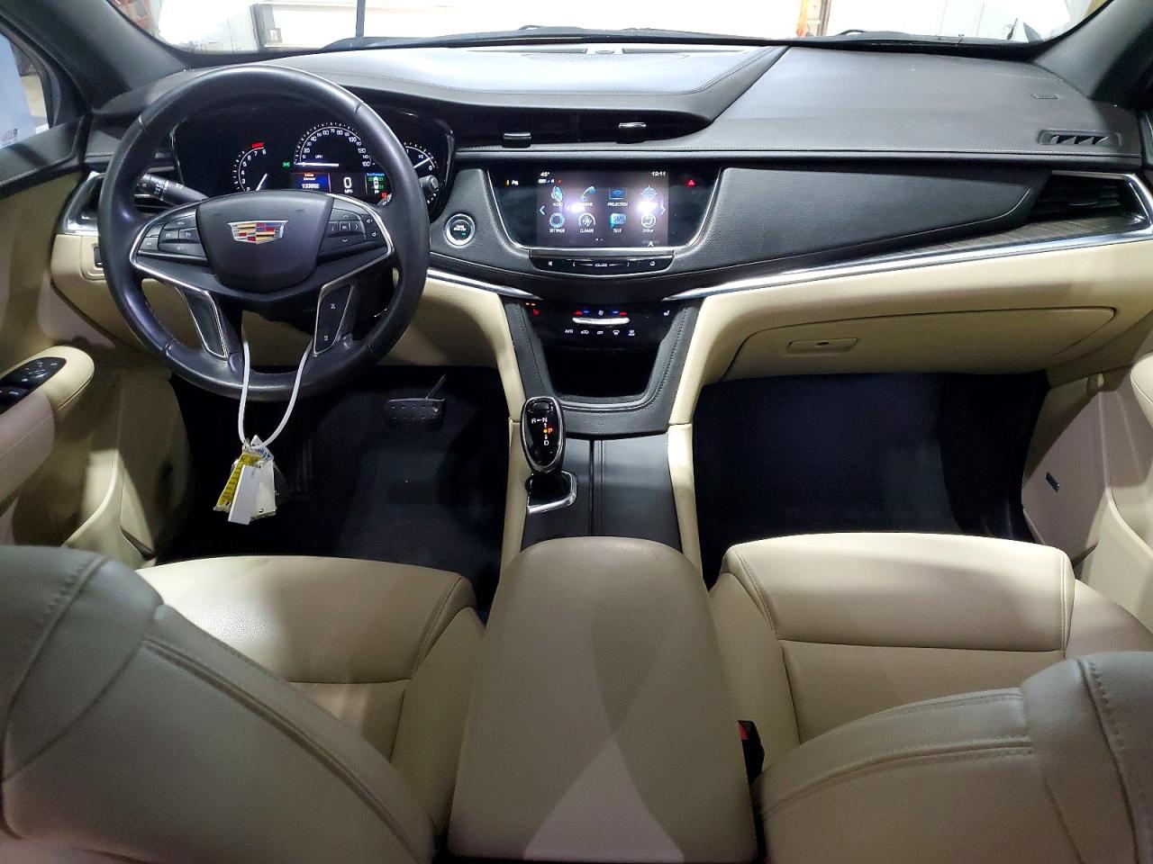 2018 CADILLAC XT5 photo 8