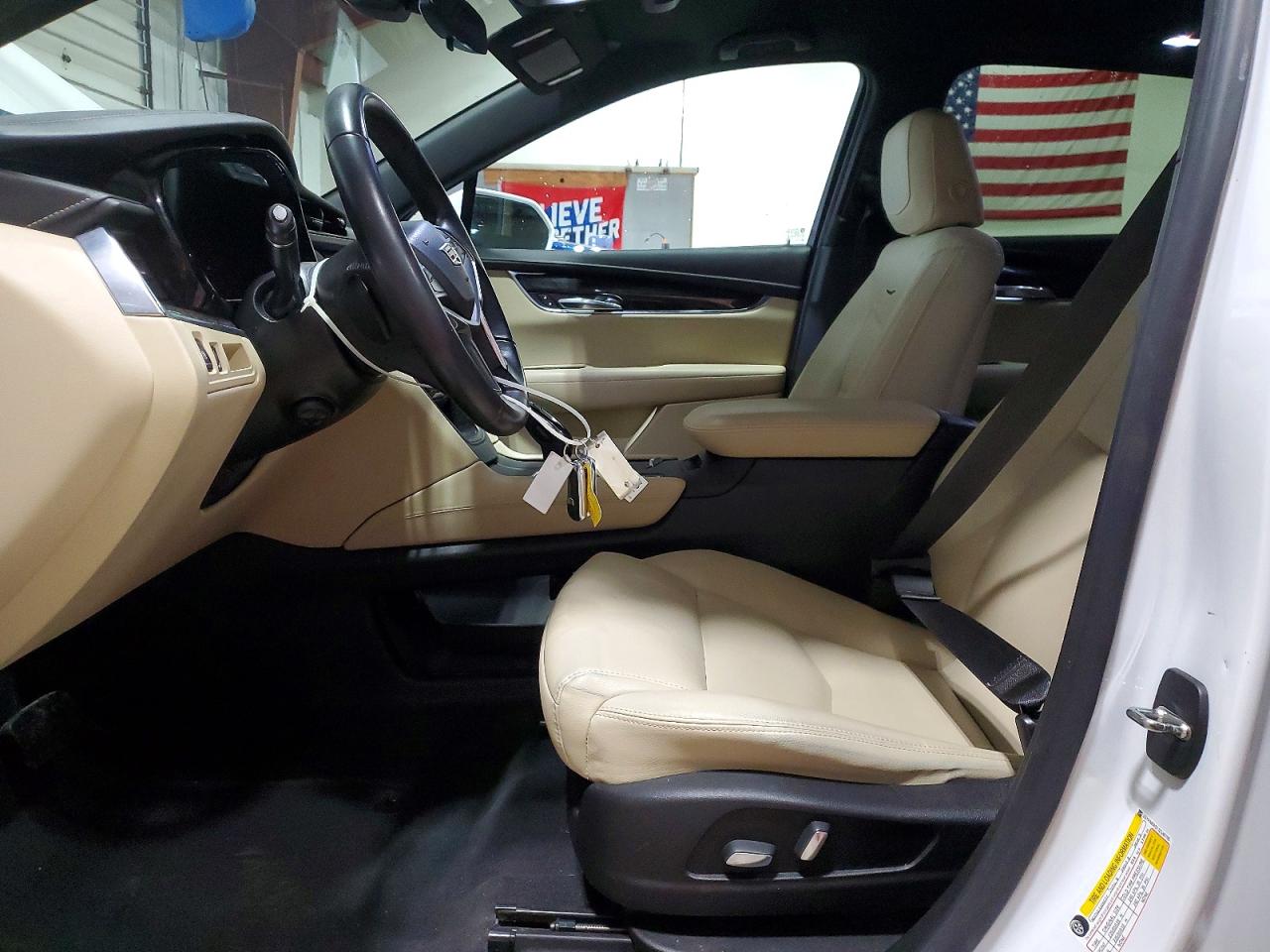 2018 CADILLAC XT5 photo 7