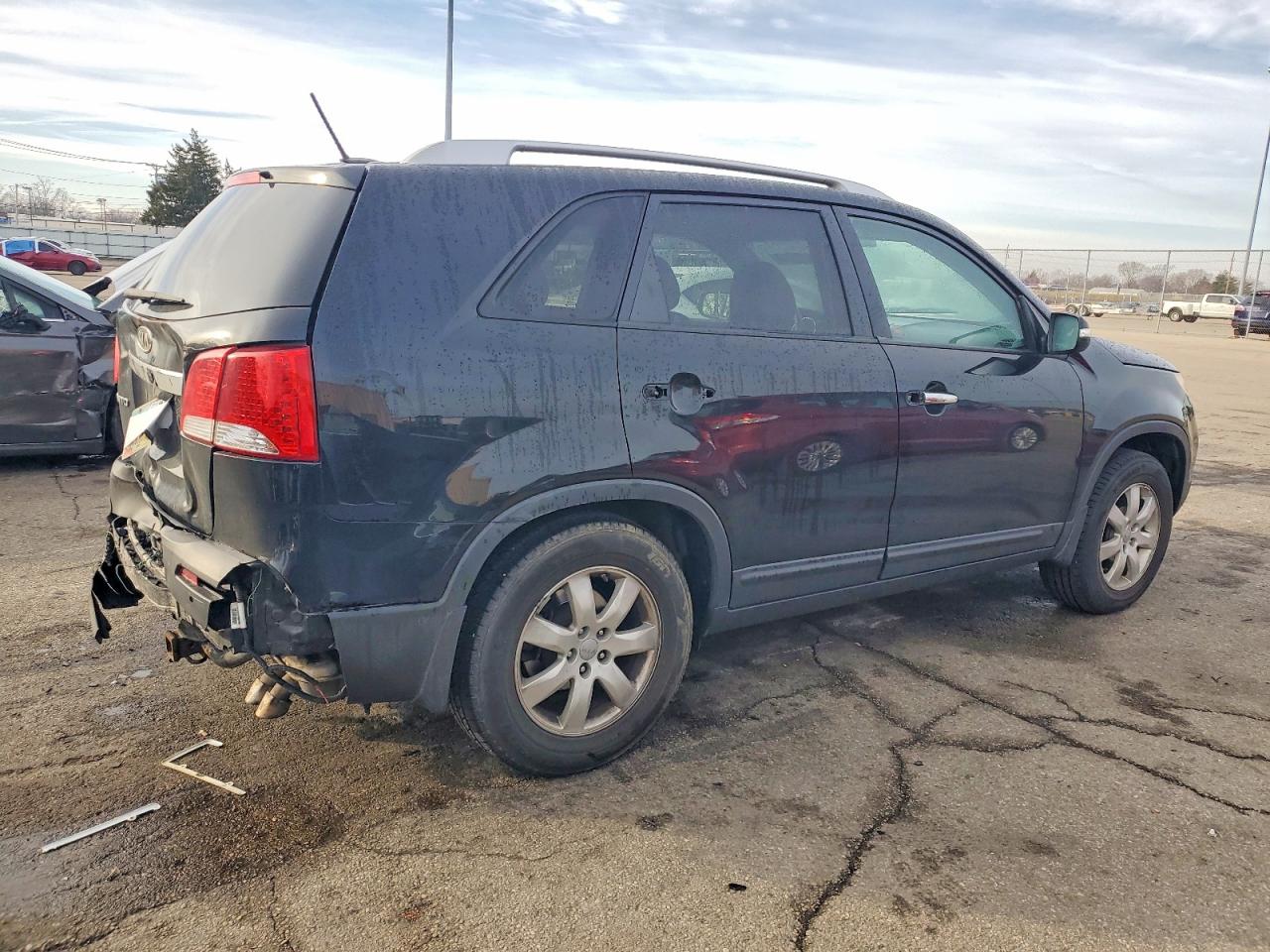 2013 KIA SORENTO LX photo 3