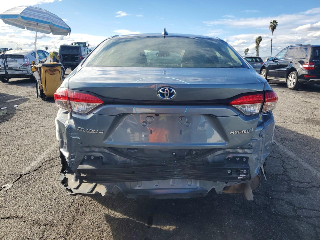 2020 TOYOTA COROLLA LE photo 6