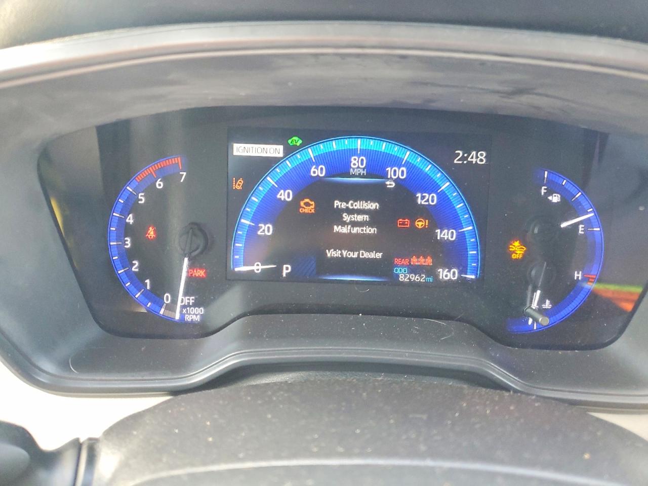 2020 TOYOTA COROLLA LE photo 9