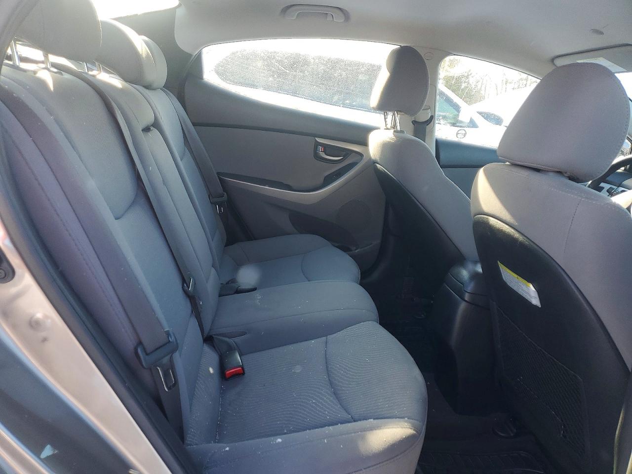 2014 HYUNDAI ELANTRA SE photo 10