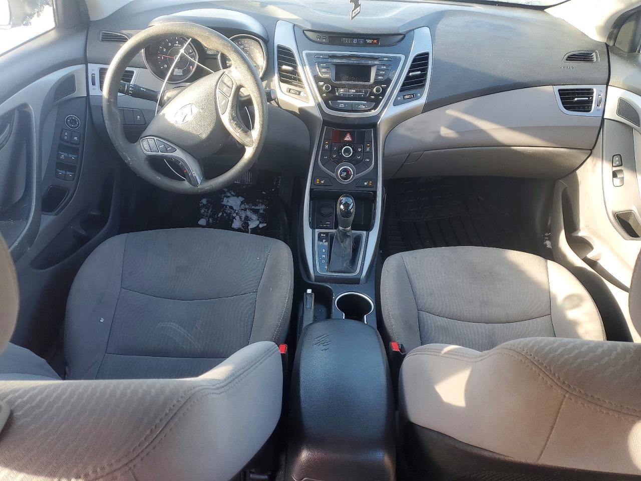 2014 HYUNDAI ELANTRA SE photo 8