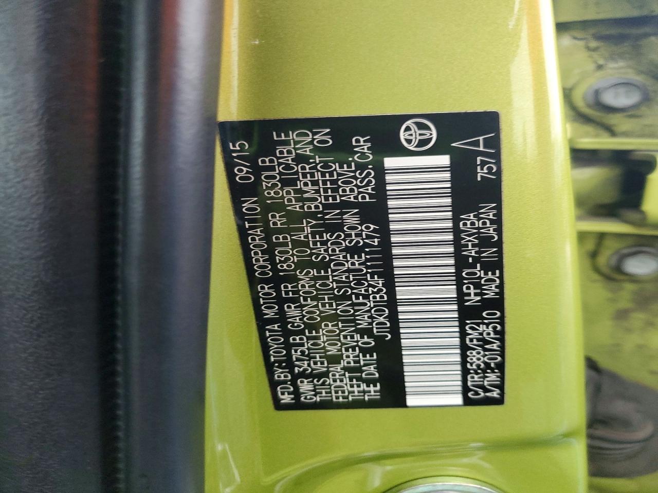 2015 TOYOTA PRIUS C photo 12