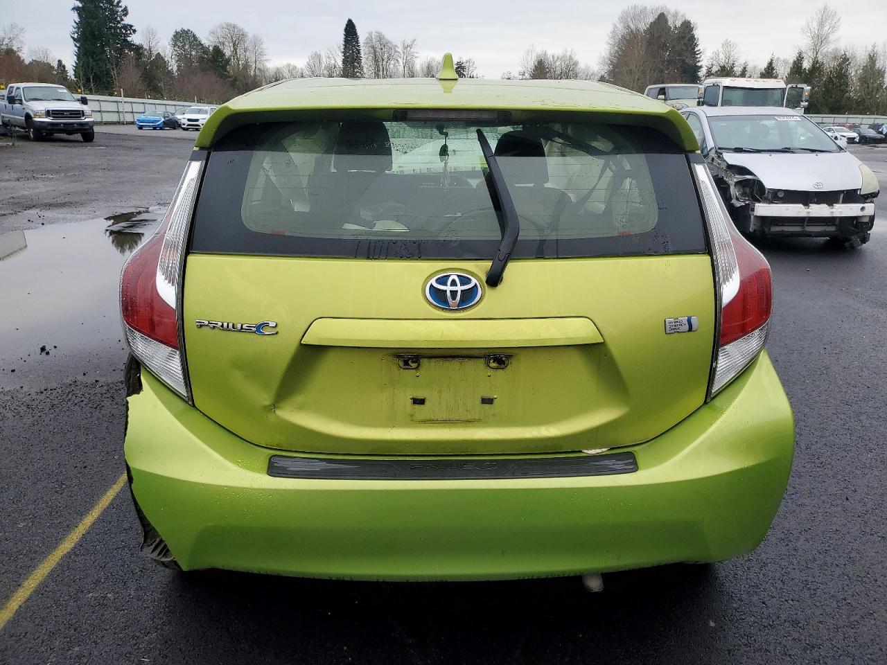 2015 TOYOTA PRIUS C photo 6