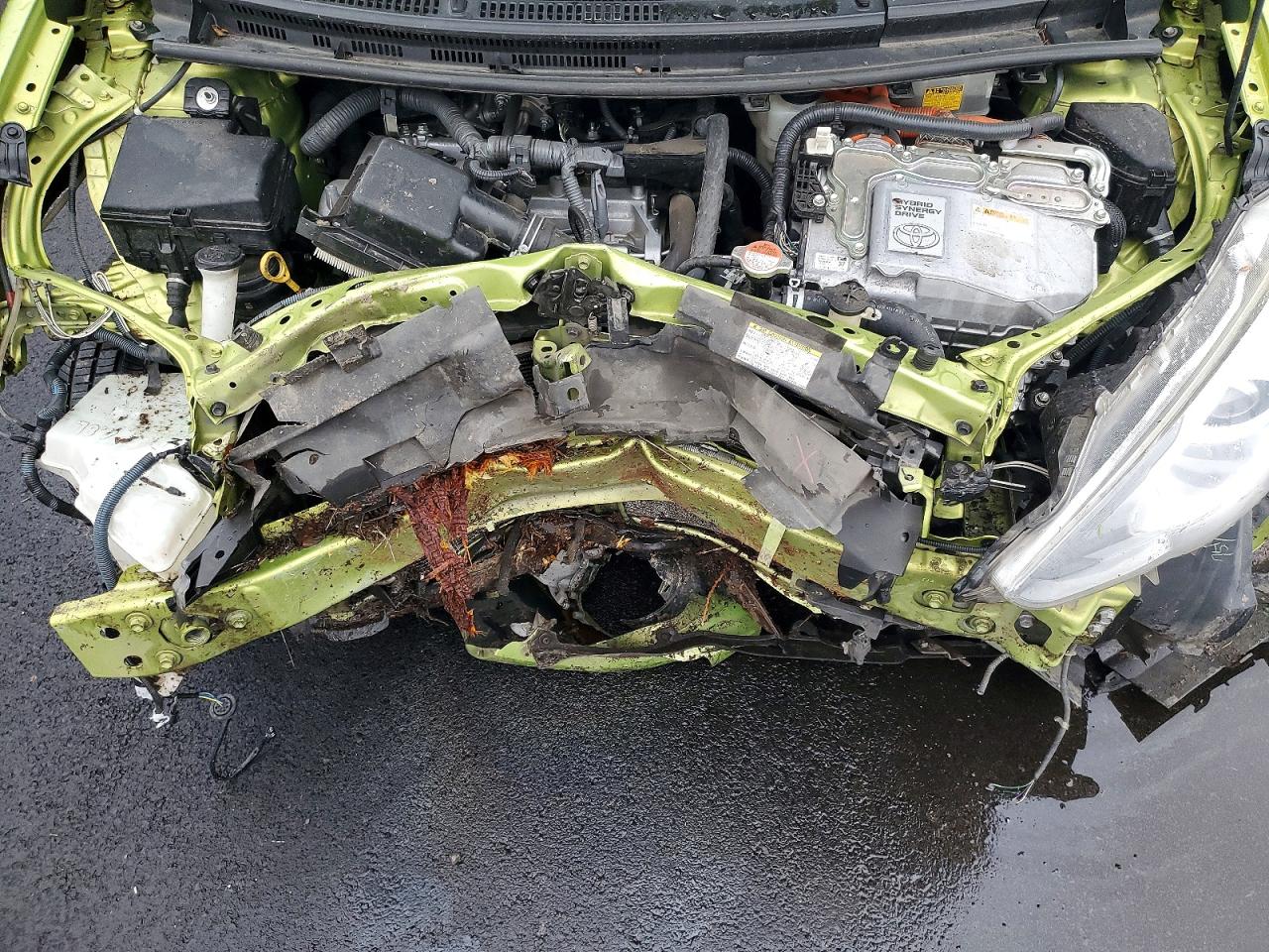 2015 TOYOTA PRIUS C photo 11