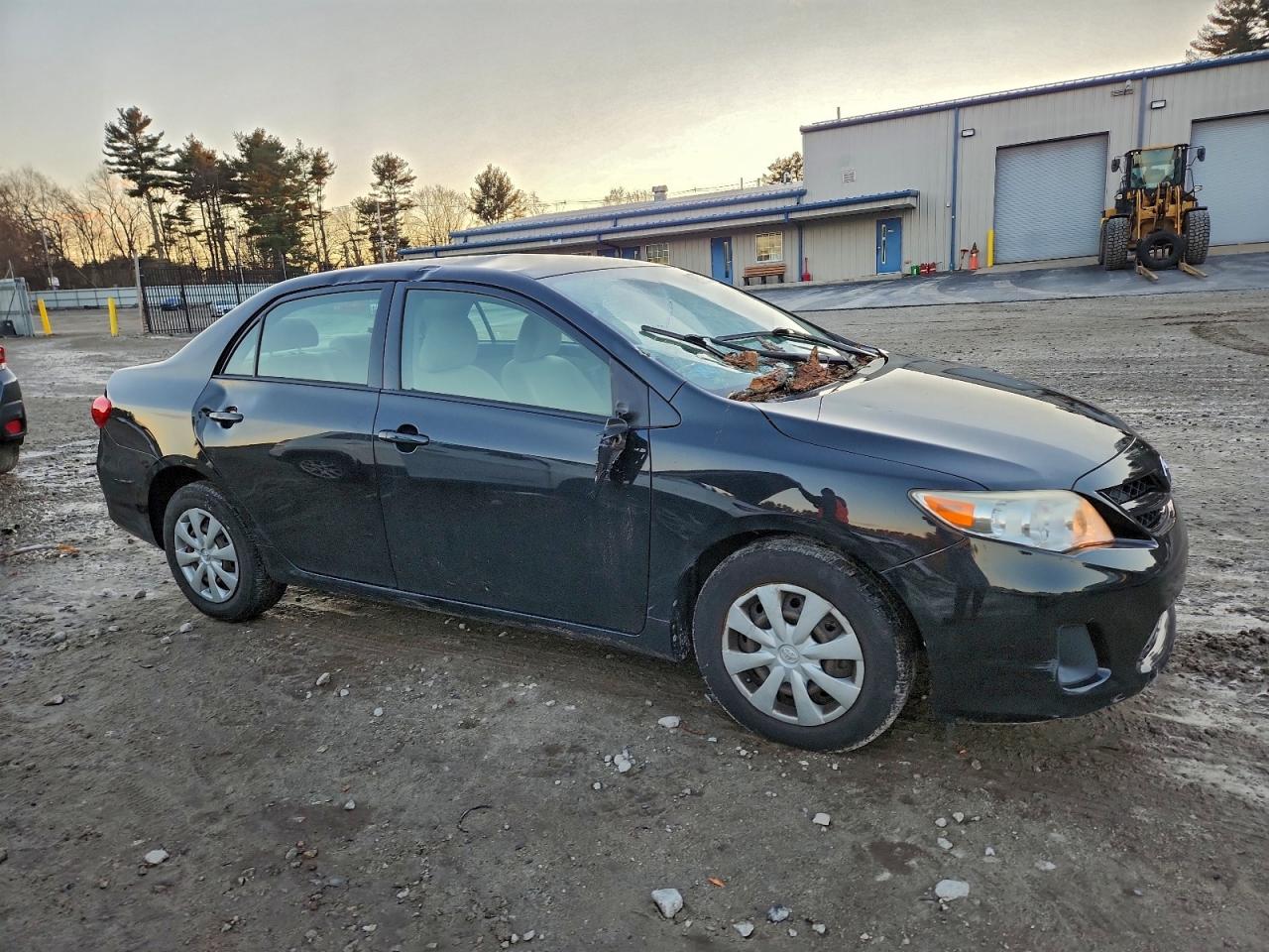 2011 TOYOTA COROLLA BASE photo 4