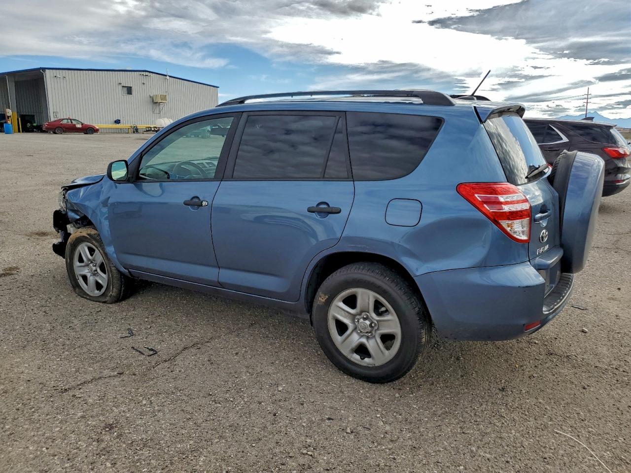 2012 TOYOTA RAV4 photo 2