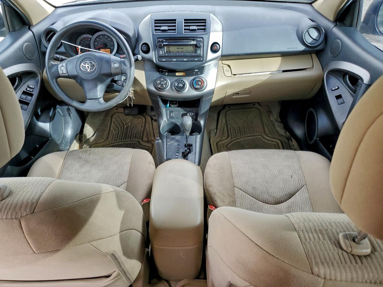 2012 TOYOTA RAV4 photo 8