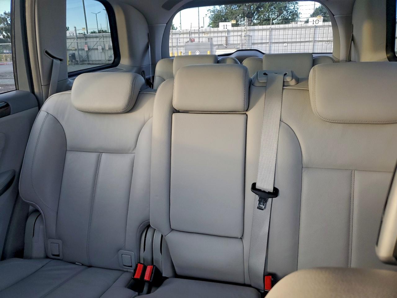 2010 MERCEDES-BENZ GL 550 4MATIC photo 10