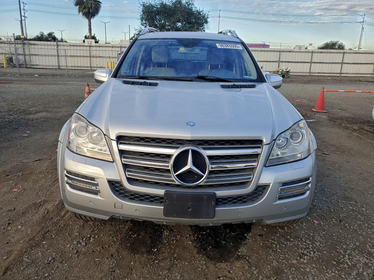 2010 MERCEDES-BENZ GL 550 4MATIC photo 5