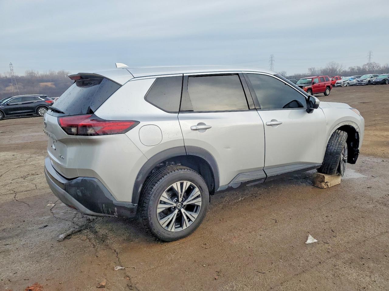 2021 NISSAN ROGUE SV photo 3