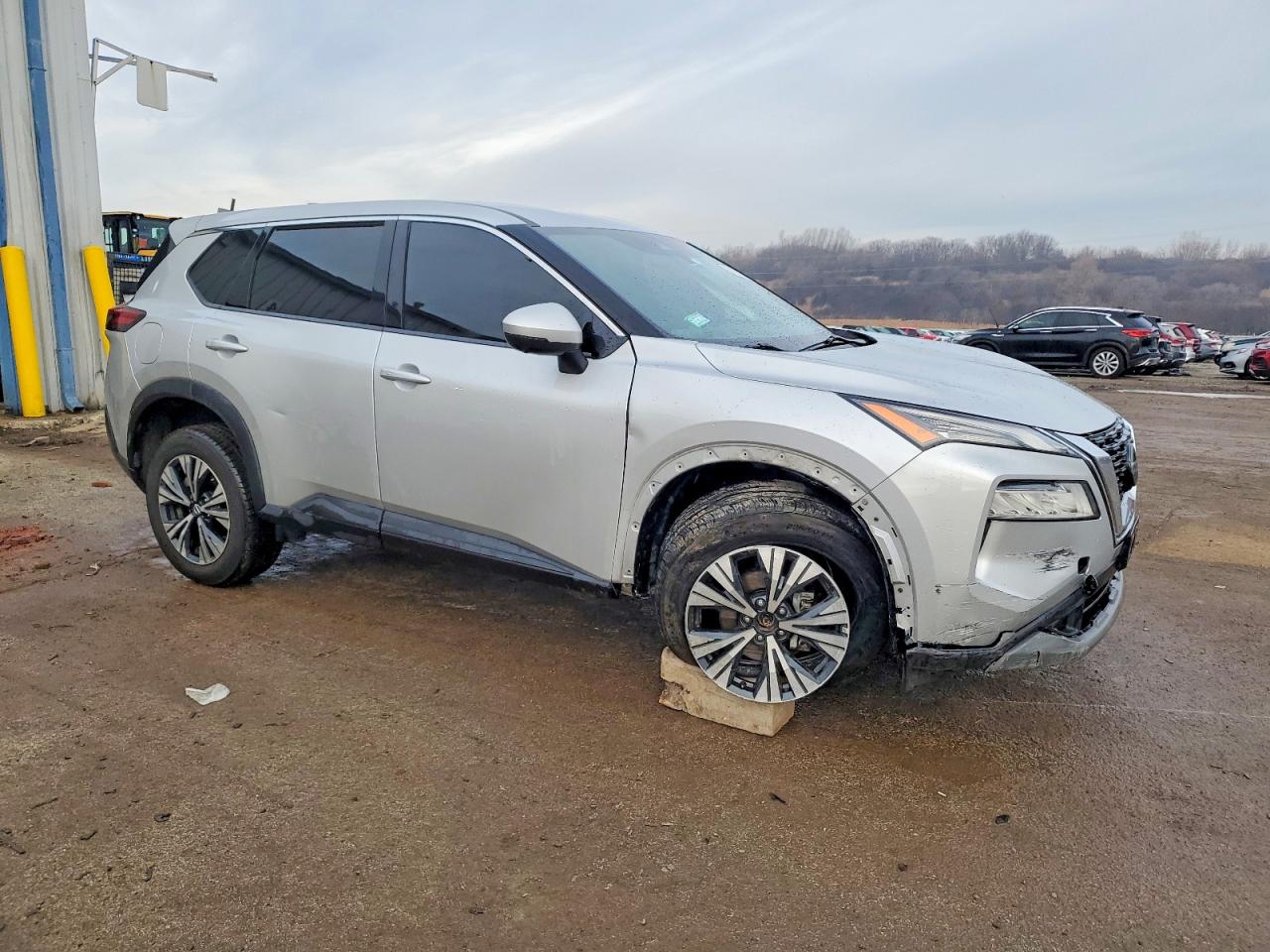 2021 NISSAN ROGUE SV photo 4