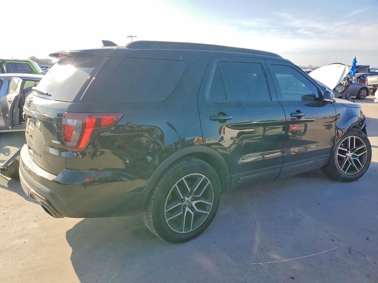 2016 FORD EXPLORER SPORT photo 3
