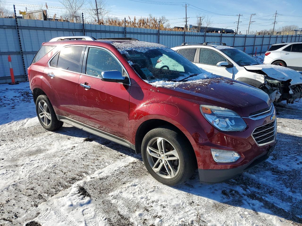 2017 CHEVROLET EQUINOX PREMIER photo 4
