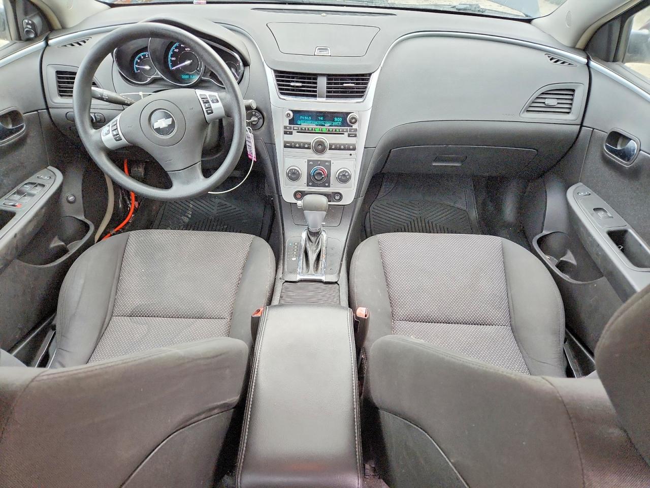 2009 CHEVROLET MALIBU 1LT photo 8
