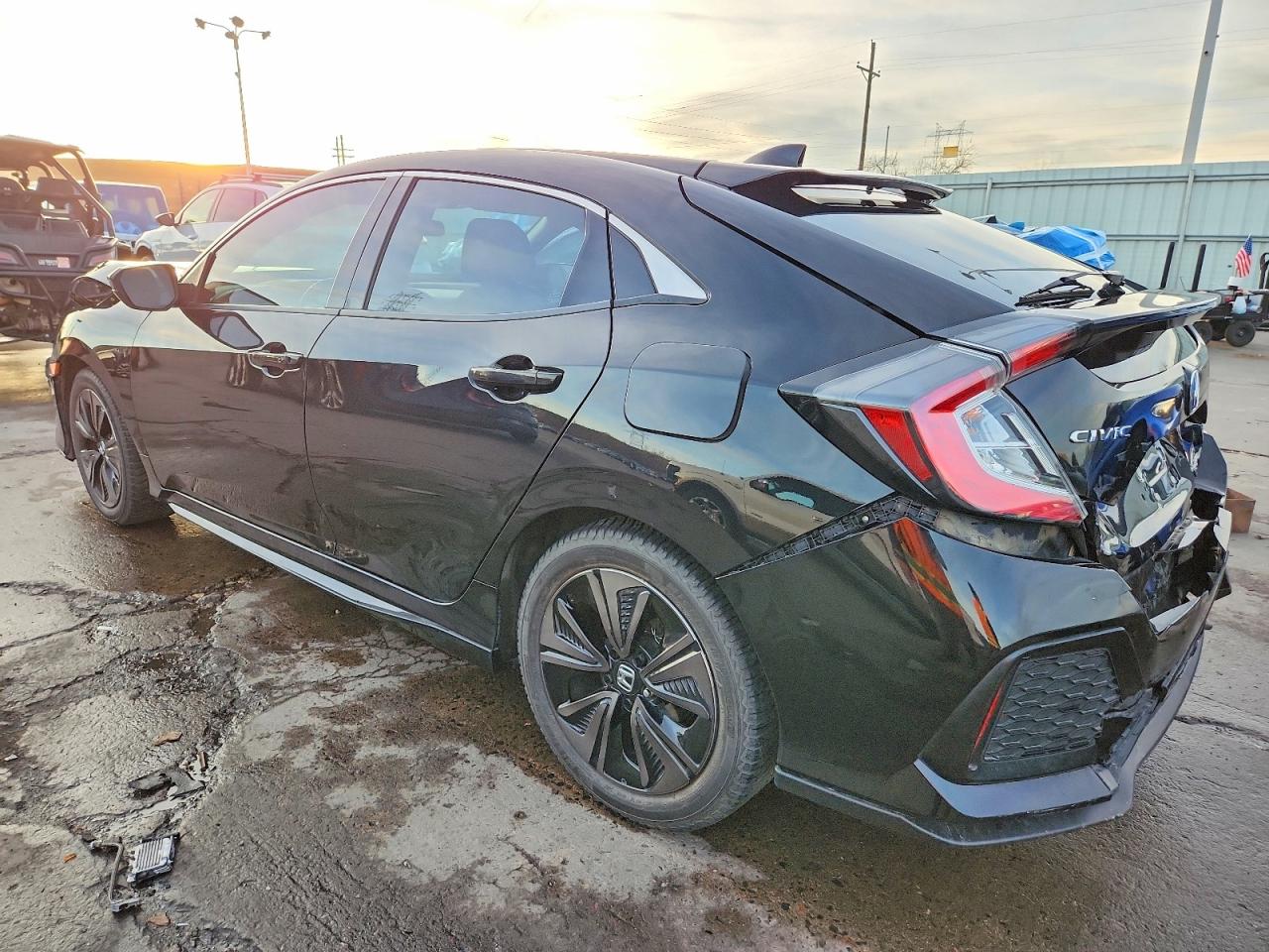 2017 HONDA CIVIC EX photo 2