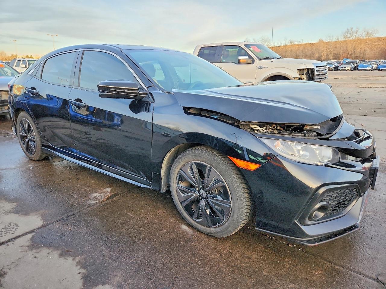 2017 HONDA CIVIC EX photo 4