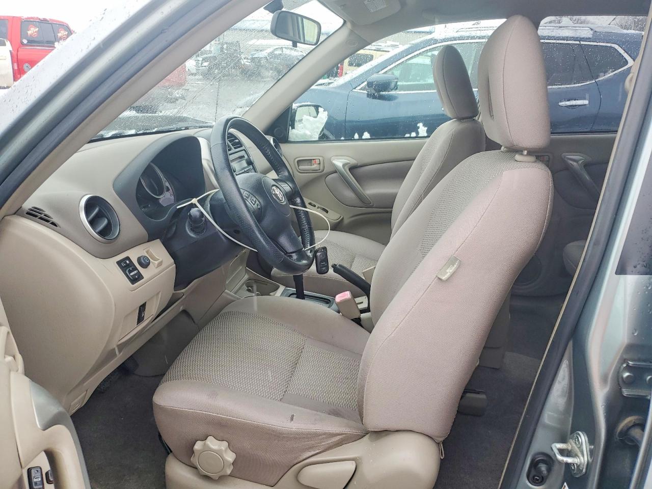 2005 TOYOTA RAV4 photo 7