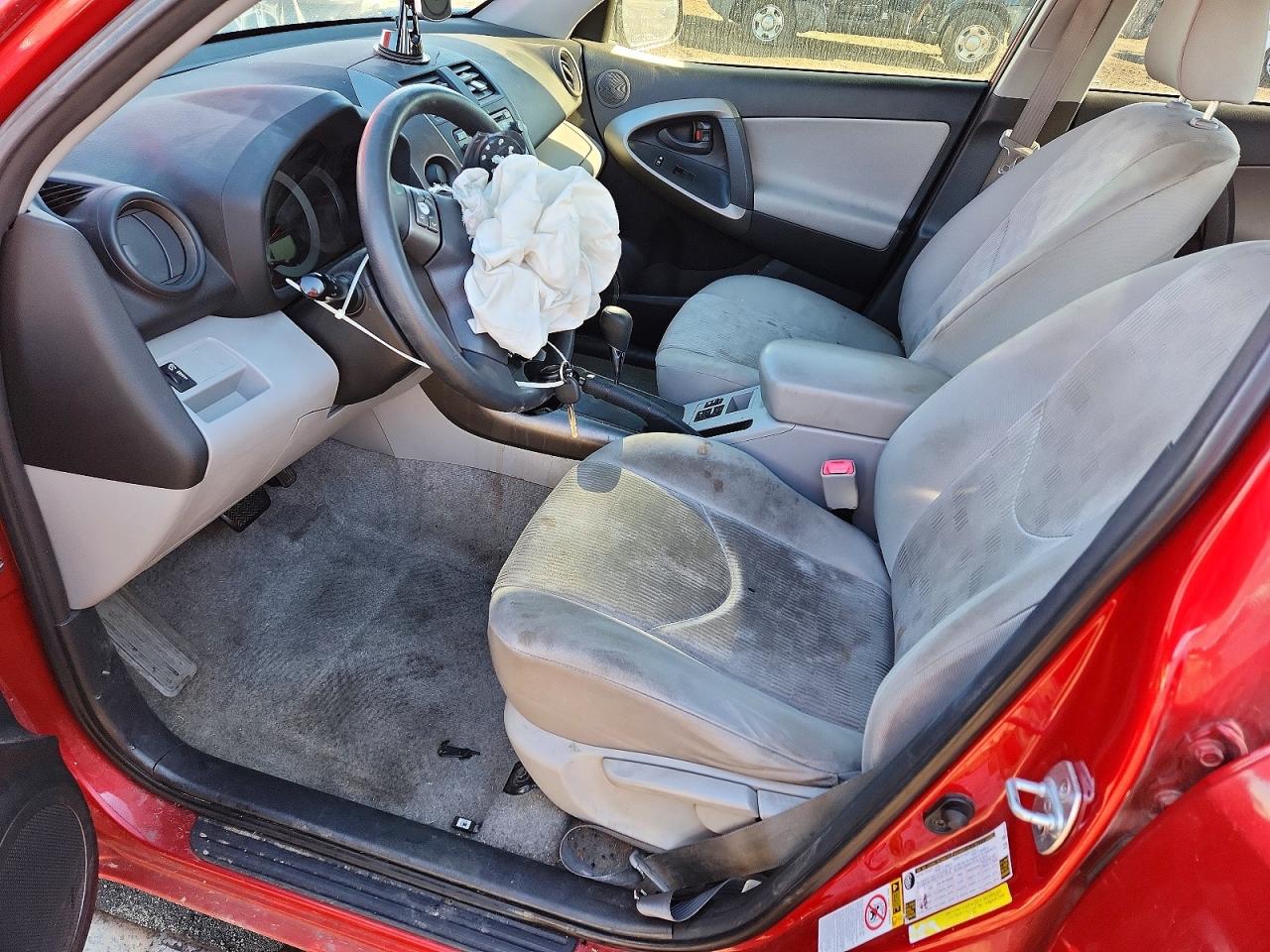 2012 TOYOTA RAV4 photo 7