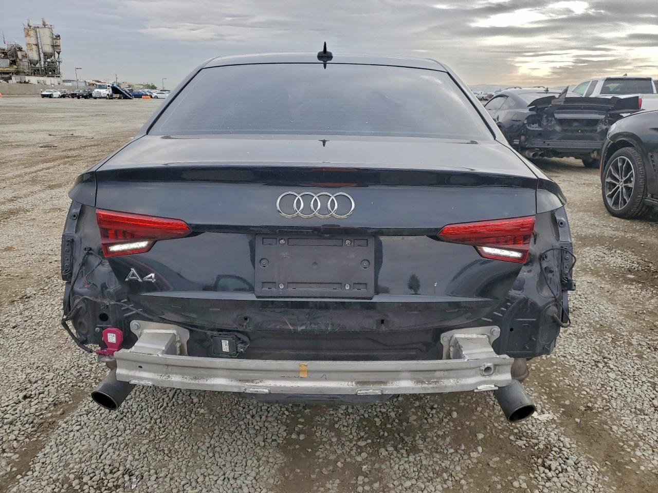 2017 AUDI A4 PREMIUM photo 6