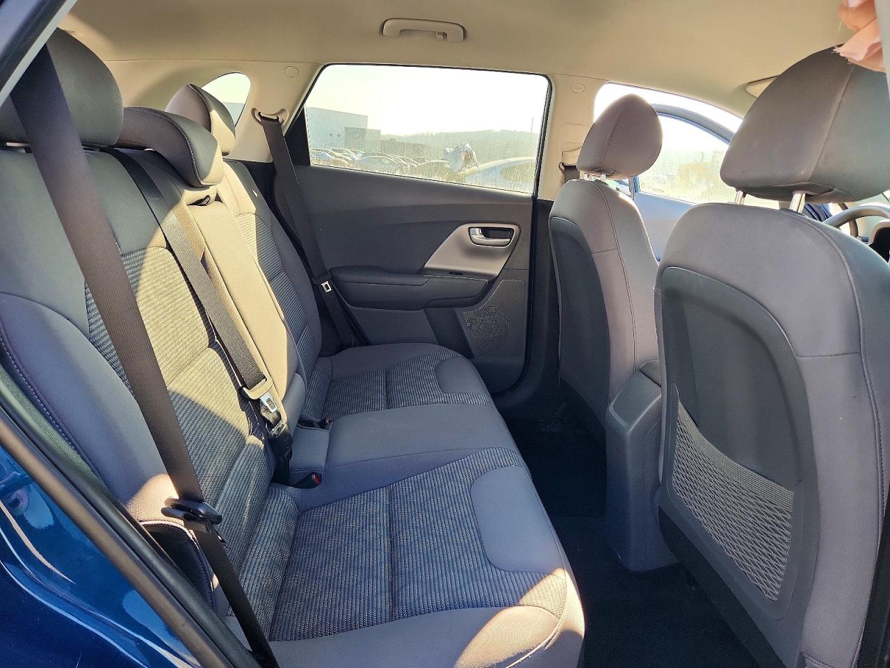 2017 KIA NIRO FE photo 10