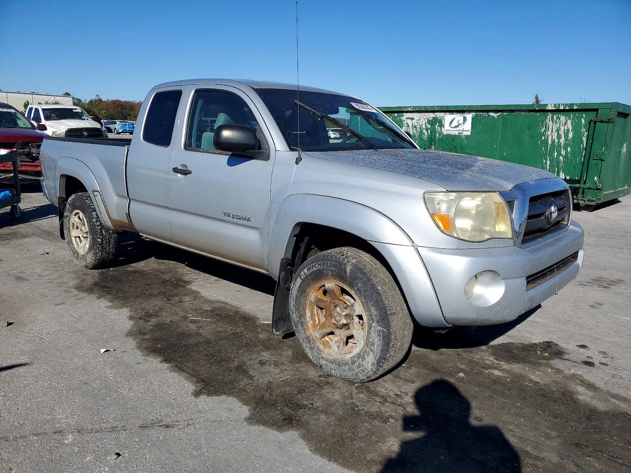 2009 TOYOTA TACOMA photo 4