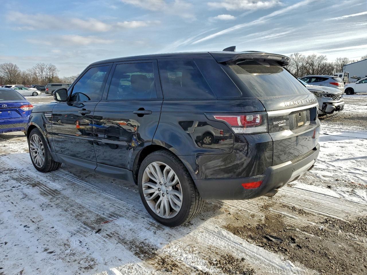 2017 LAND ROVER RANGE ROVER SPORT HSE photo 2