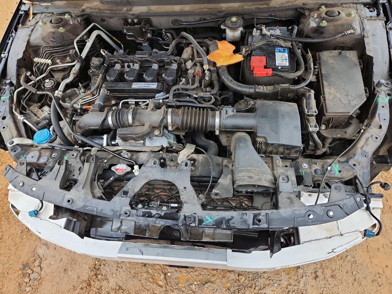 2018 HONDA ACCORD LX photo 11