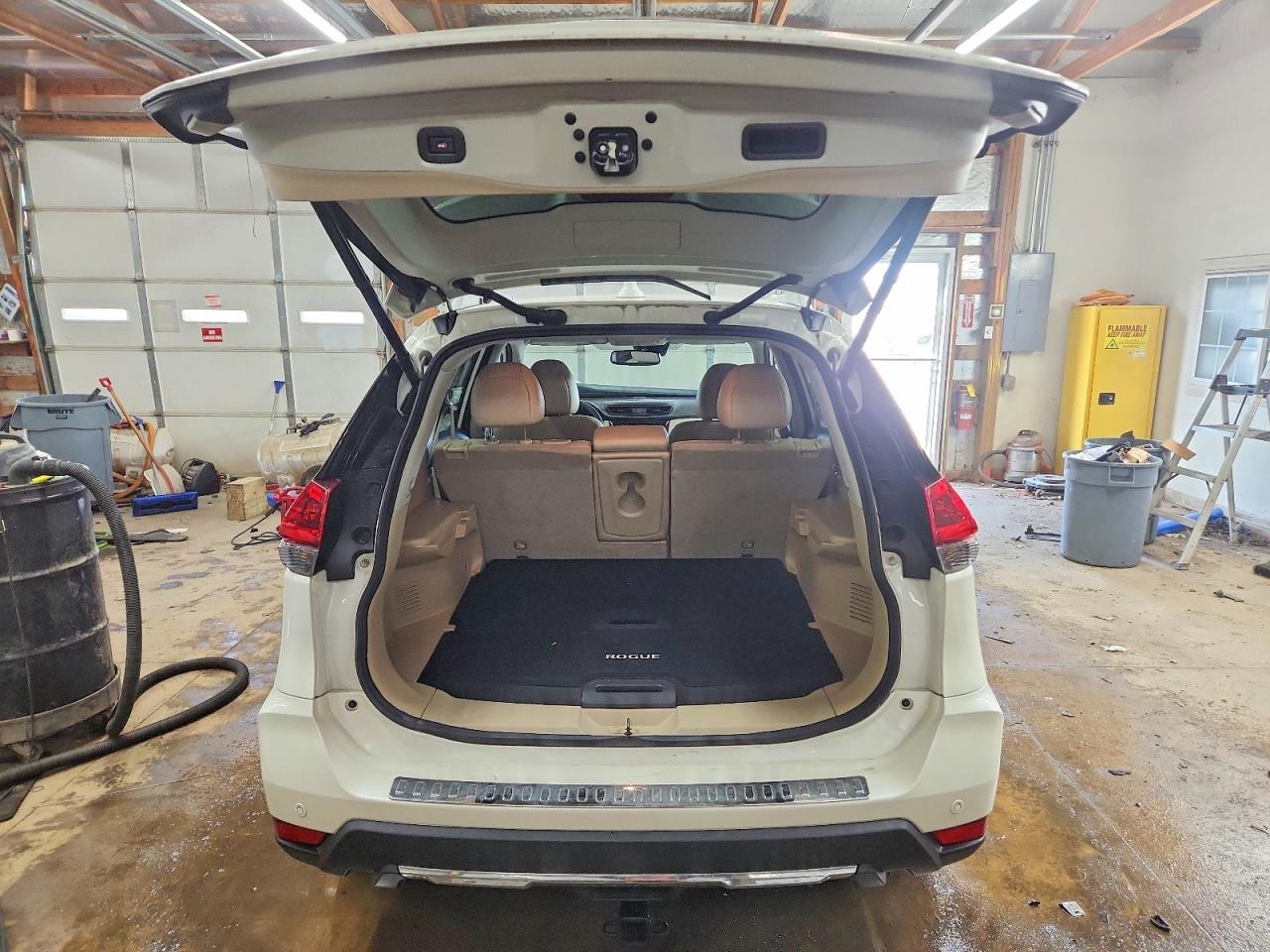2020 NISSAN ROGUE S photo 6