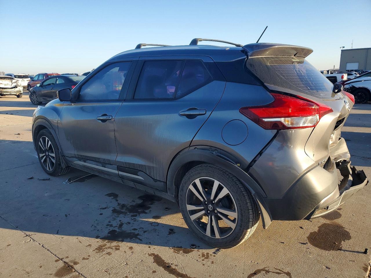2019 NISSAN KICKS S photo 2