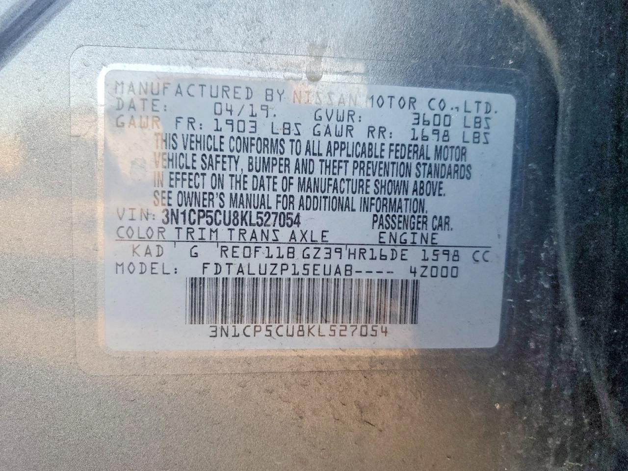 2019 NISSAN KICKS S photo 13