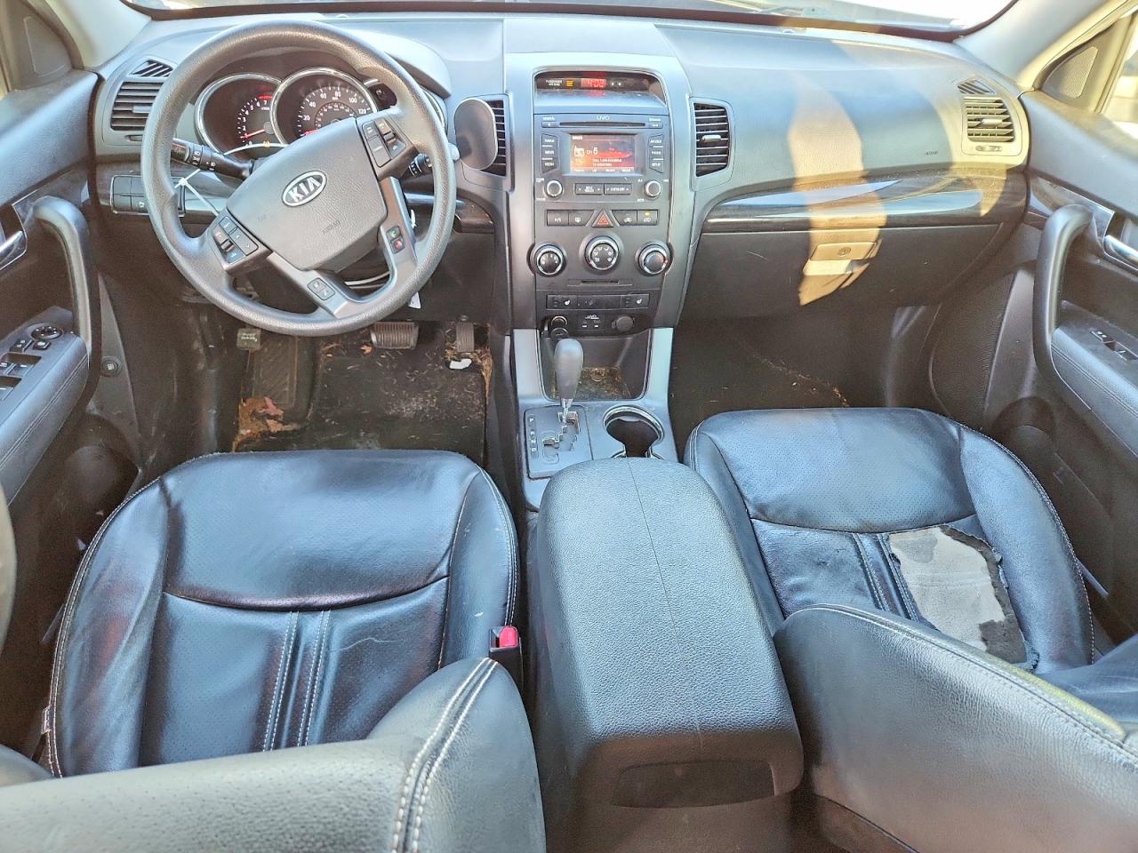 2013 KIA SORENTO LX photo 8