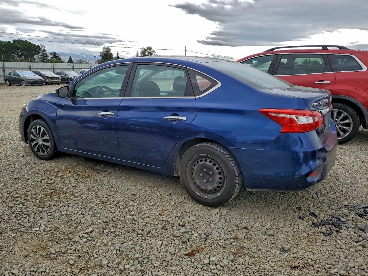 2018 NISSAN SENTRA S photo 2