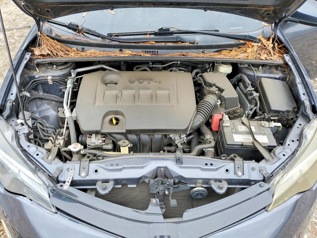 2018 TOYOTA COROLLA L photo 11