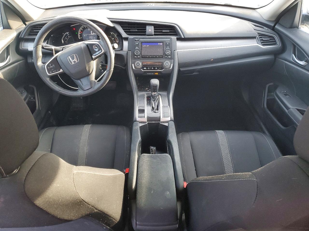 2017 HONDA CIVIC LX photo 8