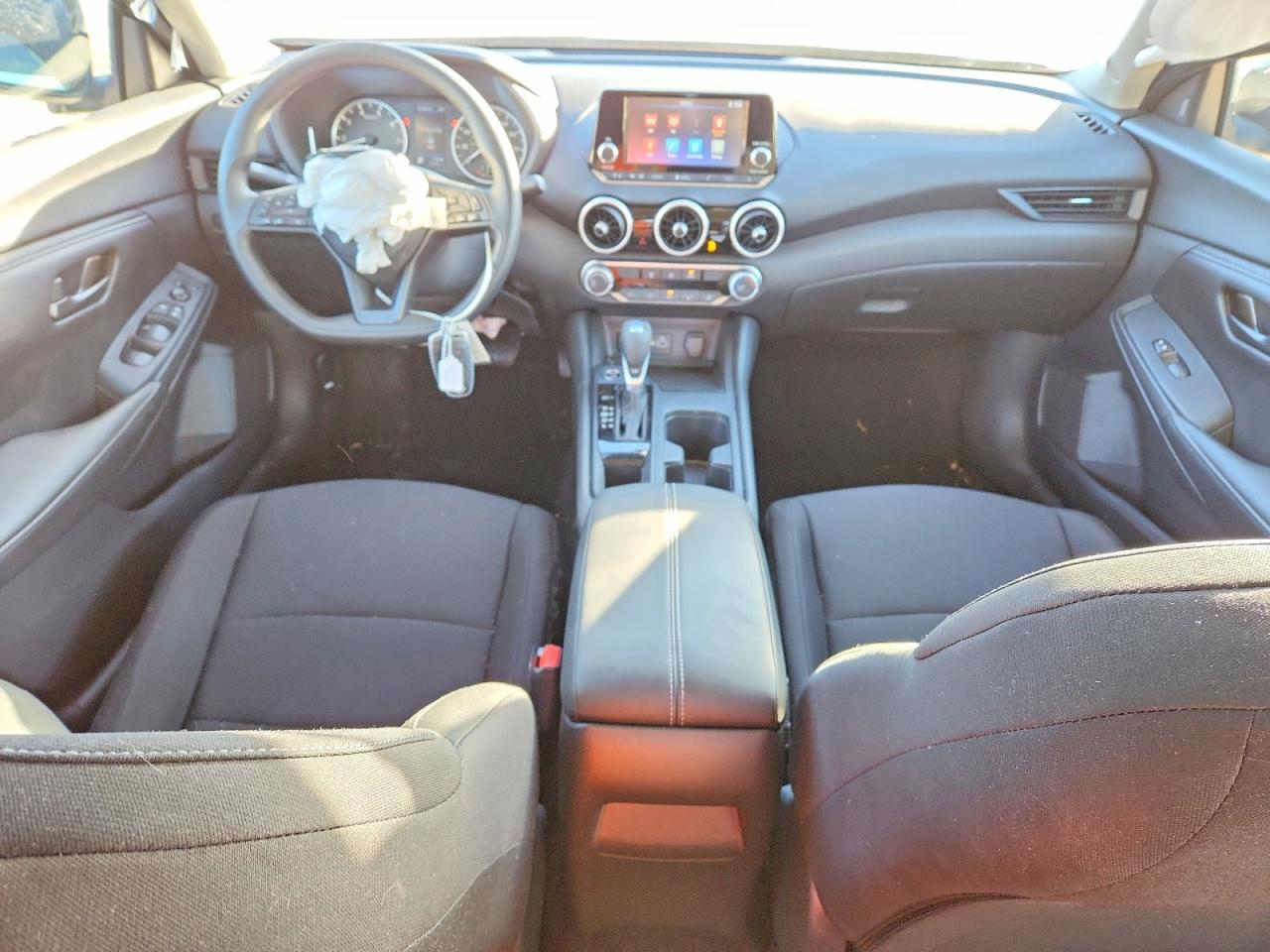 2025 NISSAN SENTRA S photo 8