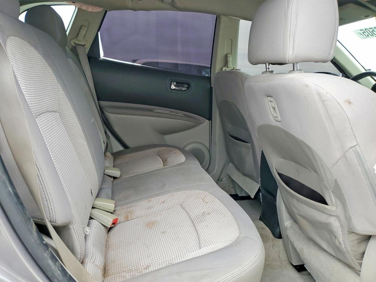 2011 NISSAN ROGUE S photo 10