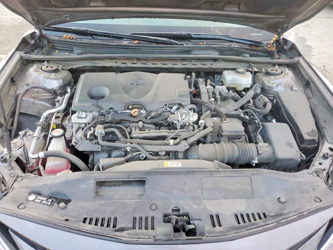 2022 TOYOTA CAMRY LE photo 11