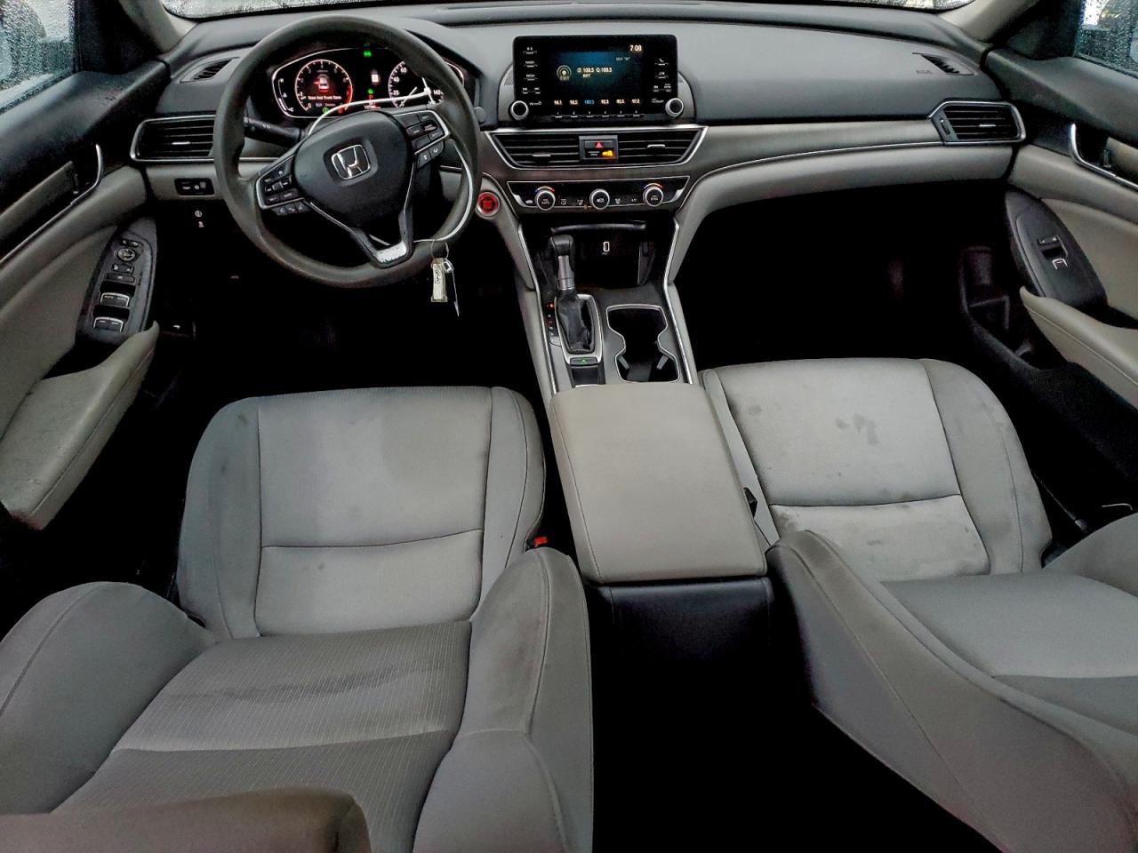 2020 HONDA ACCORD LX photo 8