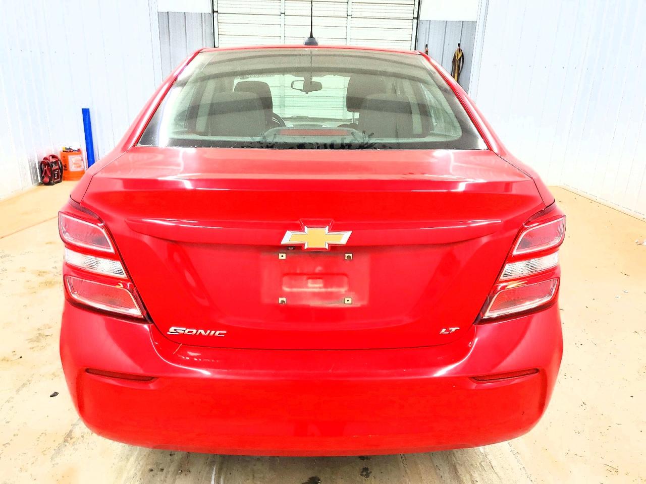 2017 CHEVROLET SONIC LT photo 6