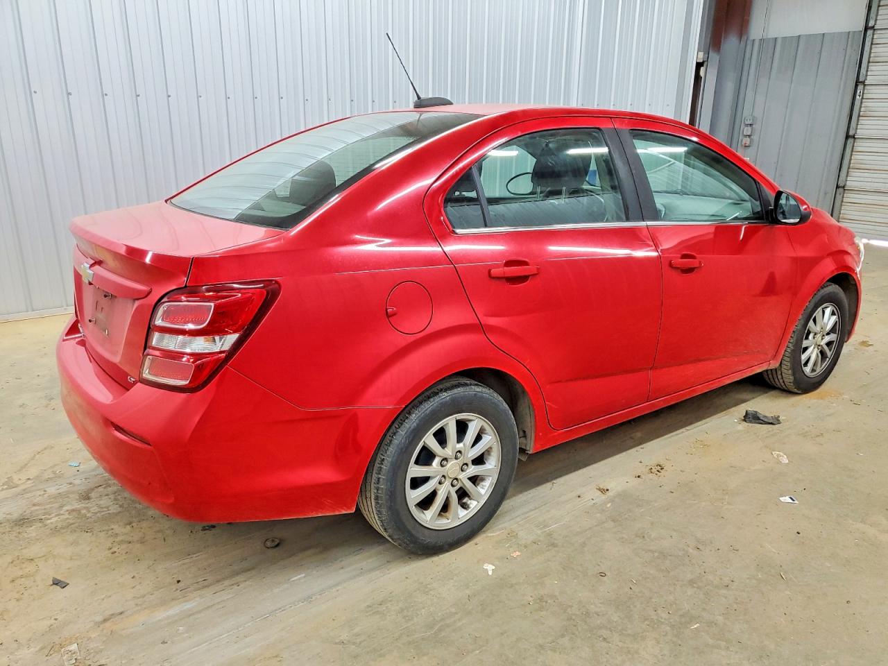 2017 CHEVROLET SONIC LT photo 3