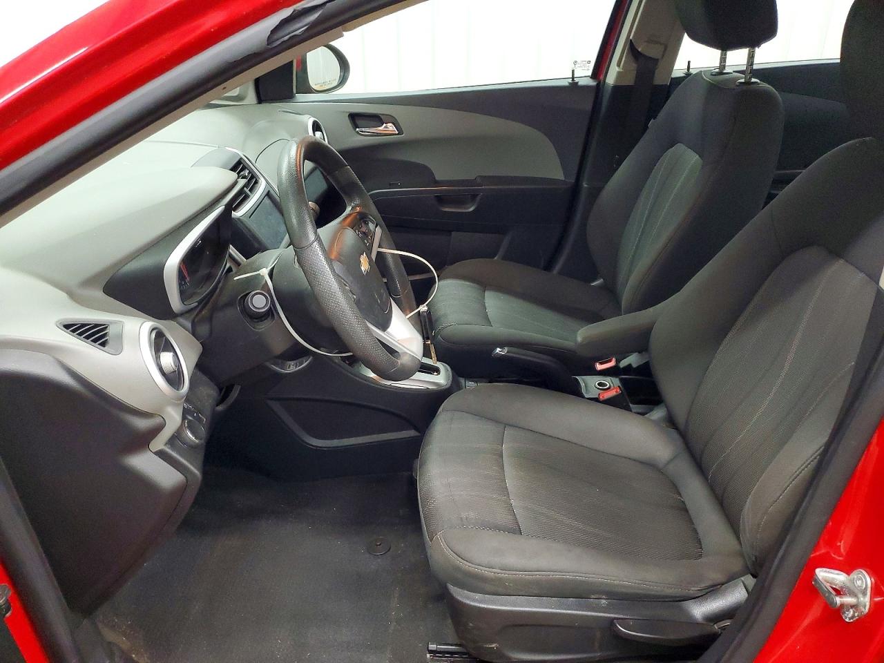 2017 CHEVROLET SONIC LT photo 7