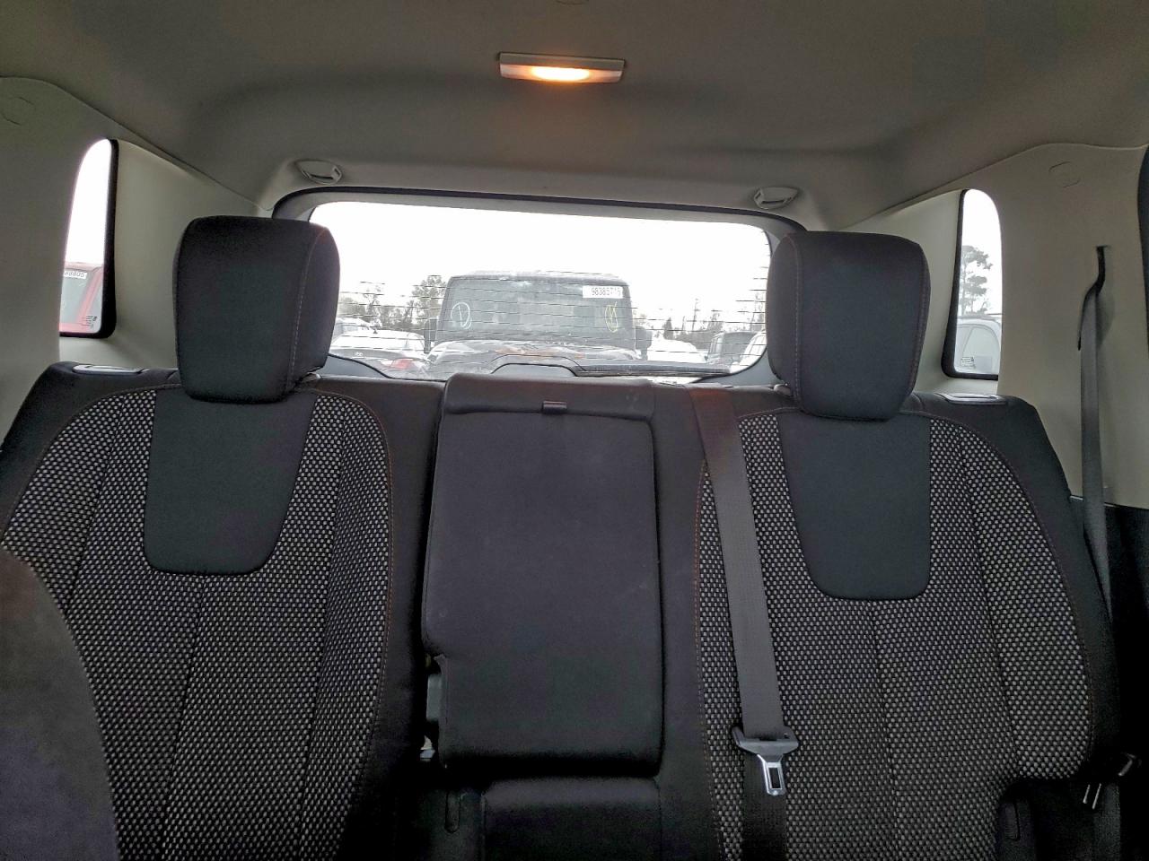 2017 GMC TERRAIN SLE photo 10