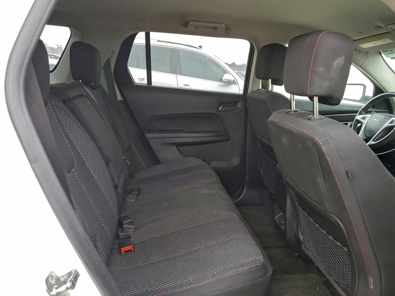 2017 GMC TERRAIN SLE photo 11