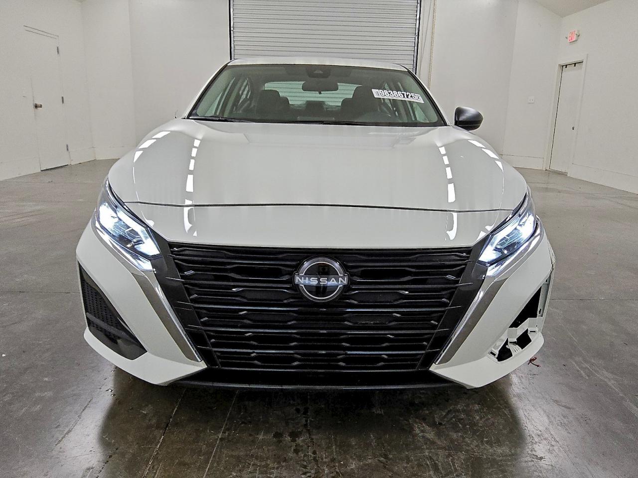 2025 NISSAN ALTIMA SV photo 5