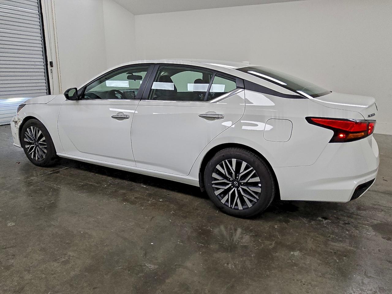 2025 NISSAN ALTIMA SV photo 2